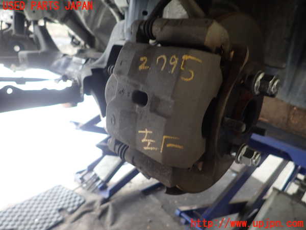 5UPJ-27954085]レクサス・CT200h(ZWA10)左フロントキャリパー 中古_m0001.jpg