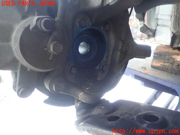 1UPJ-27954290]レクサス・CT200h(ZWA10)右フロントナックルハブ 中古_m0001.jpg