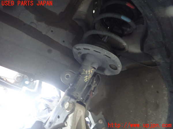 1UPJ-27955025]レクサス・CT200h(ZWA10)左フロントストラット 中古_m0001.jpg
