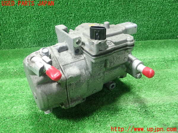 1UPJ-27956025]レクサス・CT200h(ZWA10)エアコンコンプレッサー 中古_m0001.jpg