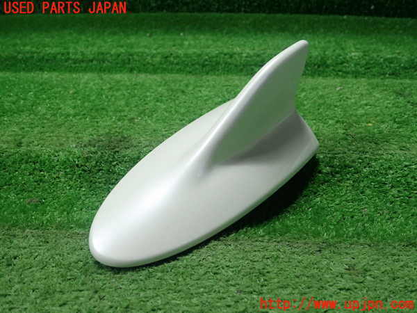 5UPJ-27956550]レクサス・CT200h(ZWA10)アンテナ 中古_m0001.jpg