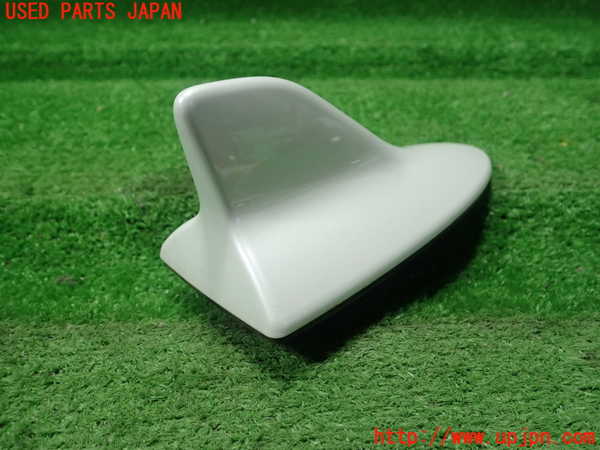 5UPJ-27956550]レクサス・CT200h(ZWA10)アンテナ 中古_m0002.jpg