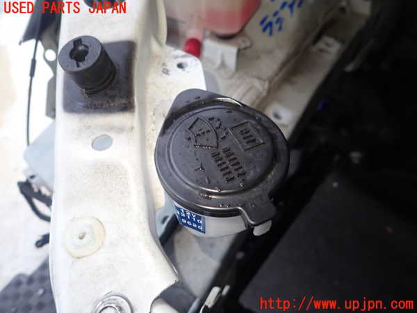 1UPJ-27956791]レクサス・CT200h(ZWA10)ウォッシャータンク1 中古_m0001.jpg