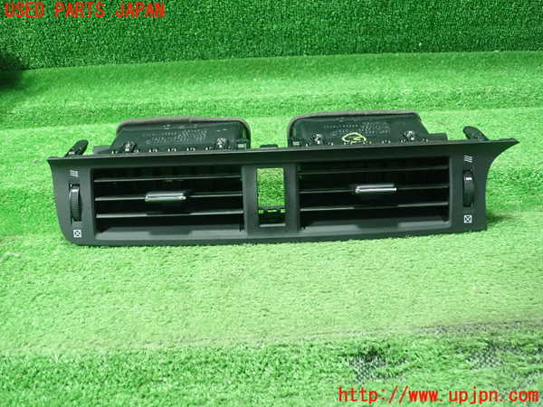 1UPJ-27957527]レクサス・CT200h(ZWA10)エアコン吹き出し口2 真中 中古_m0001.jpg