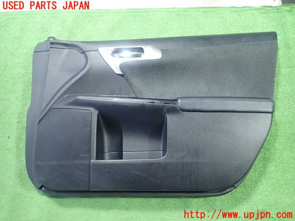1UPJ-27951234]レクサス・CT200h(ZWA10)右前ドア内張り 中古_m0001.jpg