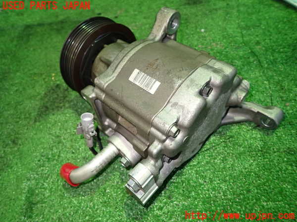 1UPJ-27966025]８６(BRZ)(ZN6)エアコンコンプレッサー 中古_m0003.jpg