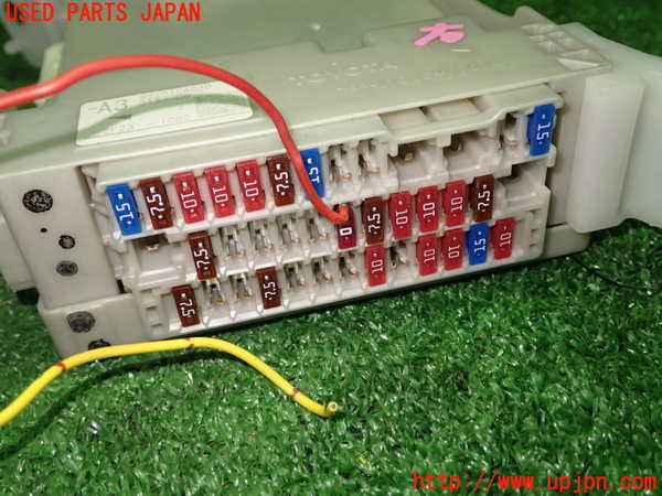 1UPJ-27966742]８６(BRZ)(ZN6)ヒューズボックス2 中古_m0003.jpg