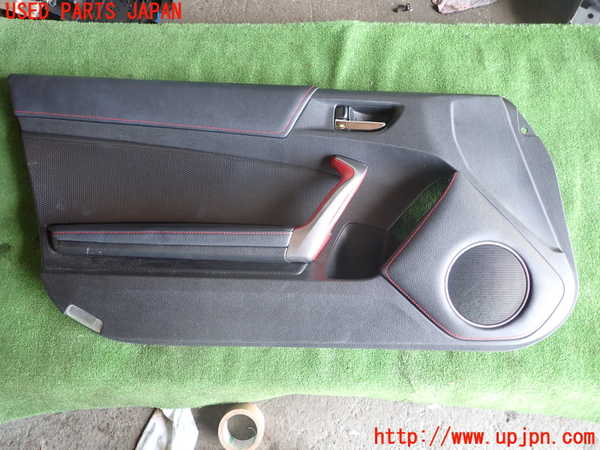 1UPJ-27961264]８６(BRZ)(ZN6)左ドア内張り 中古_m0001.jpg