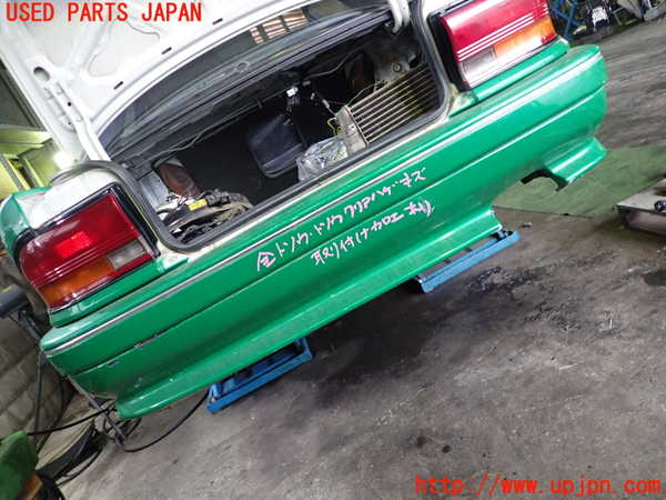 5UPJ-27971610]ギャラン(E38A)リアバンパー 中古_m0001.jpg