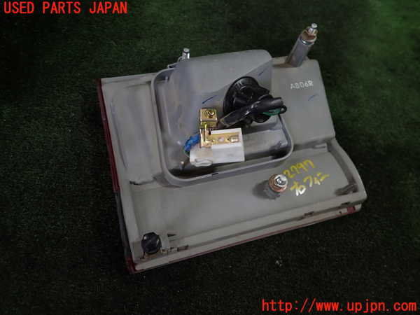 1UPJ-27971550]ギャラン(E38A)右リアフィニッシャー 中古_m0003.jpg