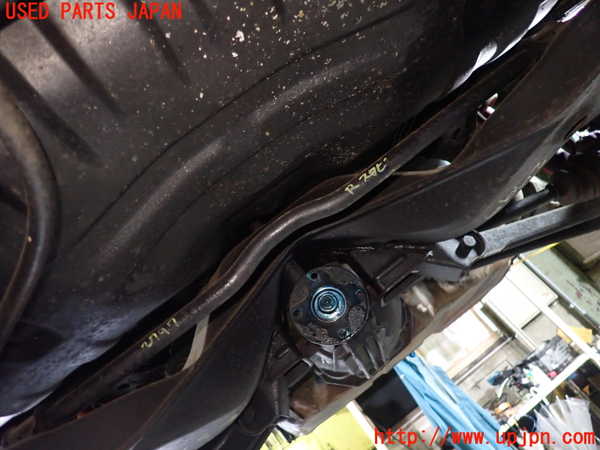 1UPJ-27975445]ギャラン(E38A)リアスタビライザー 中古_m0001.jpg