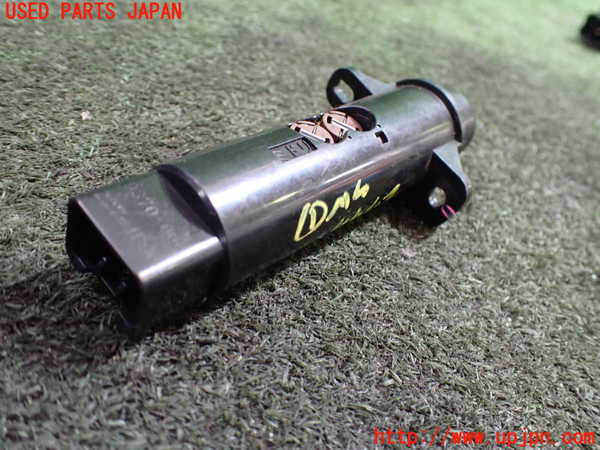 5UPJ-27976306]ギャラン(E38A)スイッチ1(エアコン　AC) 中古_m0002.jpg