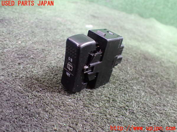 5UPJ-27976307]ギャラン(E38A)スイッチ2（間欠） 中古_m0001.jpg