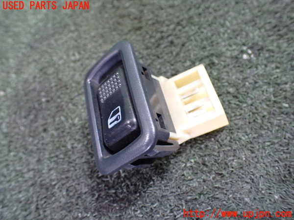 1UPJ-27976308]ギャラン(E38A)スイッチ3（ドアロック） 中古_m0001.jpg