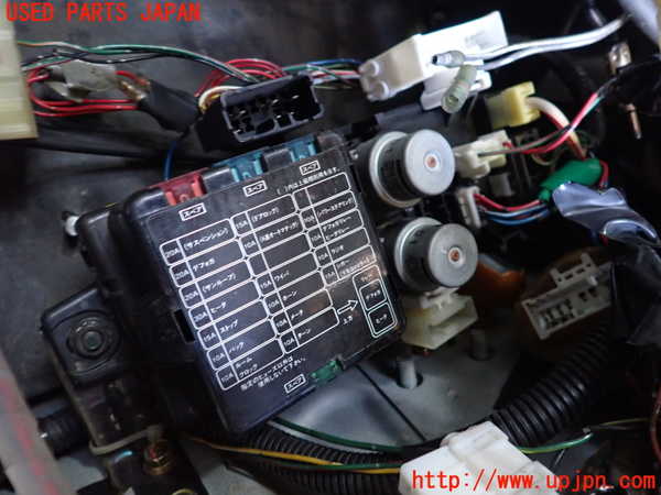 1UPJ-27976741]ギャラン(E38A)ヒューズボックス1(室内) 中古_m0001.jpg
