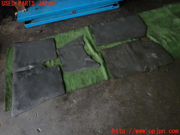 5UPJ-27977800]ギャラン(E38A)フロアマット 中古_m0005.jpg