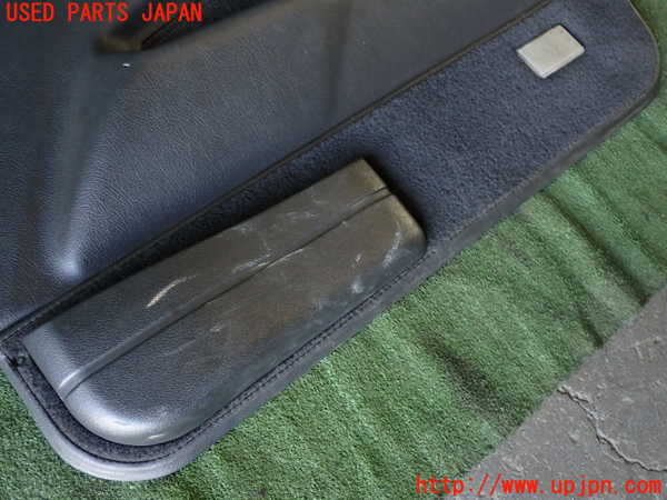 5UPJ-27971234]ギャラン(E38A)右前ドア内張り 中古_m0002.jpg
