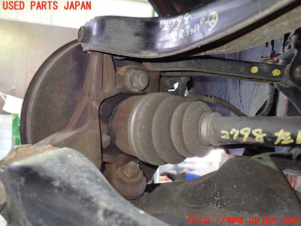 1UPJ-27984305]スカイライン(ER34)左リアナックルハブ 中古_m0002.jpg