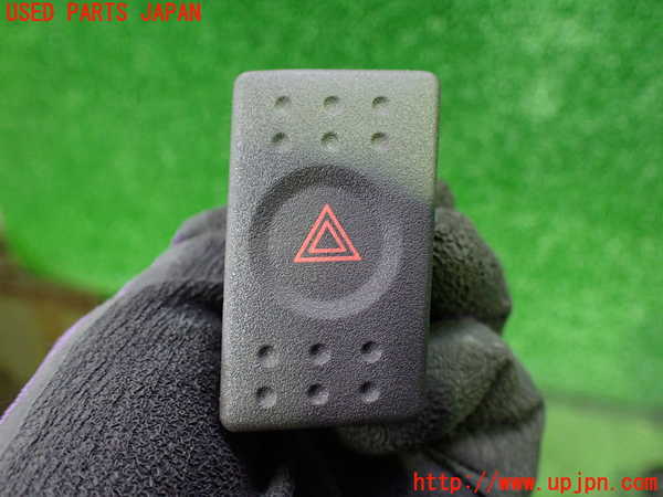 1UPJ-27986290]スカイライン(ER34)ハザードスイッチ 中古_m0001.jpg