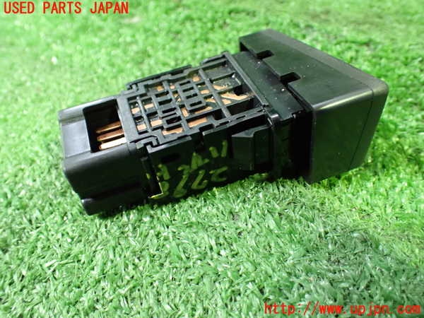 1UPJ-27986290]スカイライン(ER34)ハザードスイッチ 中古_m0002.jpg