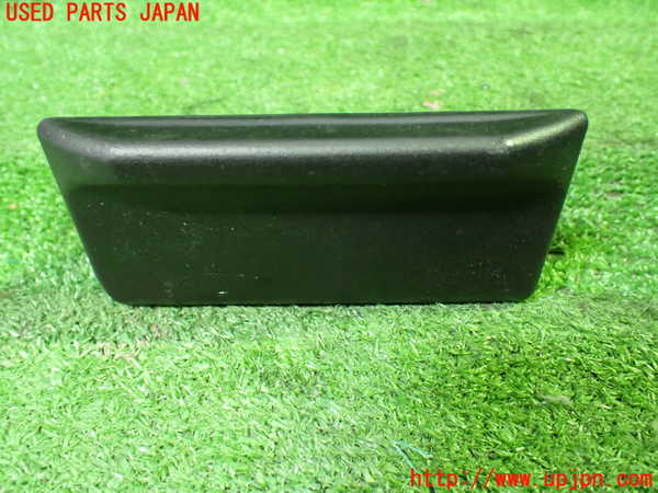 1UPJ-27987821]スカイライン(ER34)灰皿1 中古_m0001.jpg