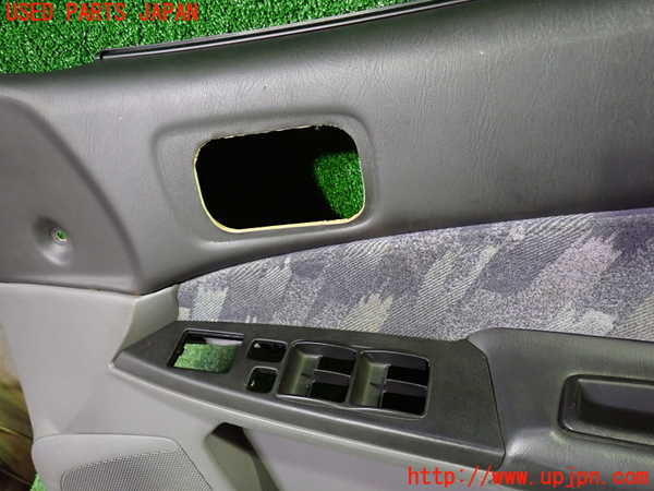 1UPJ-27981234]スカイライン(ER34)右前ドア内張り 中古_m0002.jpg