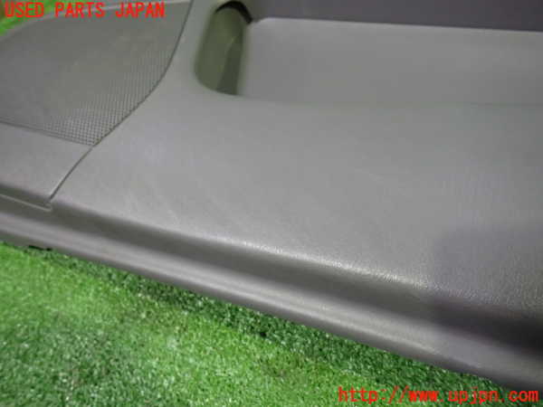 1UPJ-27981234]スカイライン(ER34)右前ドア内張り 中古_m0003.jpg