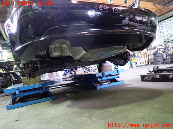 1UPJ-27991610]ベンツ SLK350 R171(171456)リアバンパー 中古_m0005.jpg