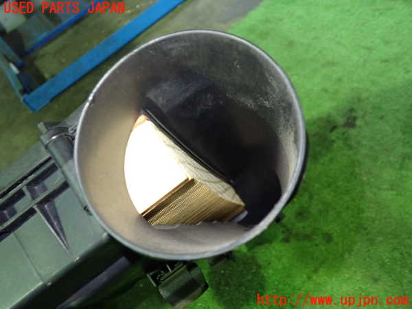 1UPJ-27992560]ベンツ SLK350 R171(171456)エアクリーナーボックス 中古_m0003.jpg