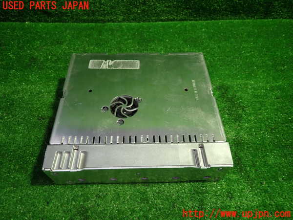 1UPJ-27996525]ベンツ SLK350 R171(171456)アンプ 中古_m0001.jpg