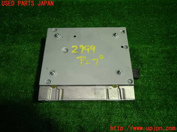 1UPJ-27996525]ベンツ SLK350 R171(171456)アンプ 中古_m0004.jpg