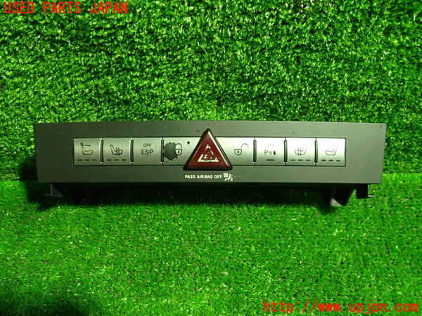 1UPJ-27996307]ベンツ SLK350 R171(171456)スイッチ2(ハザード シートヒーター ESPOFF等) 中古_m0001.jpg