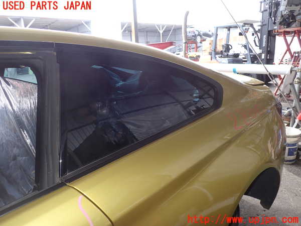 2UPJ-28001382]BMW M4 クーペ(3C30)(F82)左クォーターガラス 中古(43R-001025 M241)_m0001.jpg
