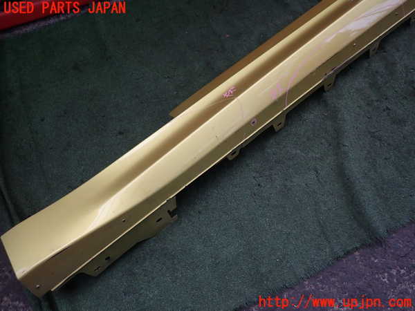 2UPJ-28001392]BMW M4 クーペ(3C30)(F82)左サイドステップ 中古_m0002.jpg