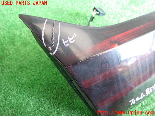 2UPJ-28001552]BMW M4 クーペ(3C30)(F82)左リアフィニッシャー 中古_m0002.jpg