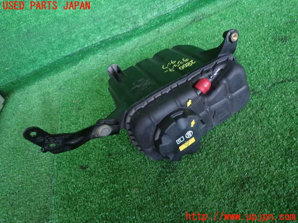 2UPJ-28002410]BMW M4 クーペ(3C30)(F82)ラジエータータンク 中古_m0001.jpg