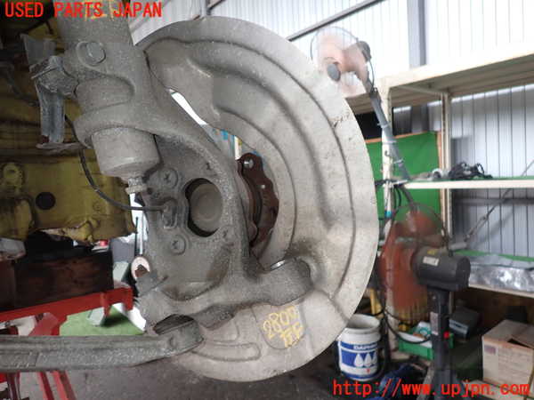 5UPJ-28004295]BMW M4 クーペ(3C30)(F82)左フロントナックルハブ 中古_m0001.jpg