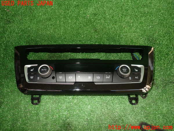 2UPJ-28006066]BMW M4 クーペ(3C30)(F82)エアコンスイッチ1 中古_m0001.jpg