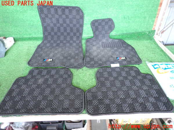 2UPJ-28007800]BMW M4 クーペ(3C30)(F82)フロアマット 中古_m0001.jpg