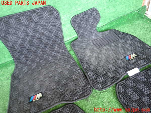 2UPJ-28007800]BMW M4 クーペ(3C30)(F82)フロアマット 中古_m0002.jpg