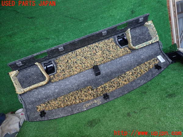 2UPJ-28007761]BMW M4 クーペ(3C30)(F82)トノカバー1 中古_m0002.jpg