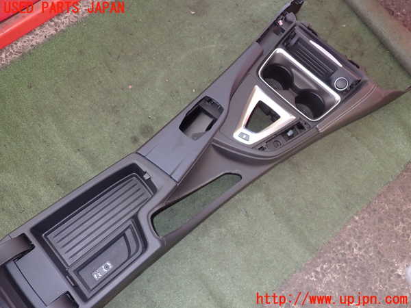 2UPJ-28007540]BMW M4 クーペ(3C30)(F82)センターコンソール 中古_m0003.jpg