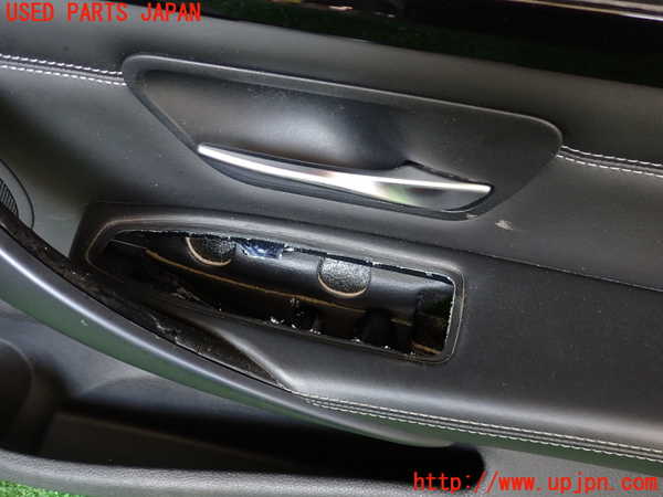 2UPJ-28001234]BMW M4 クーペ(3C30)(F82)右ドア内張り 中古_m0003.jpg