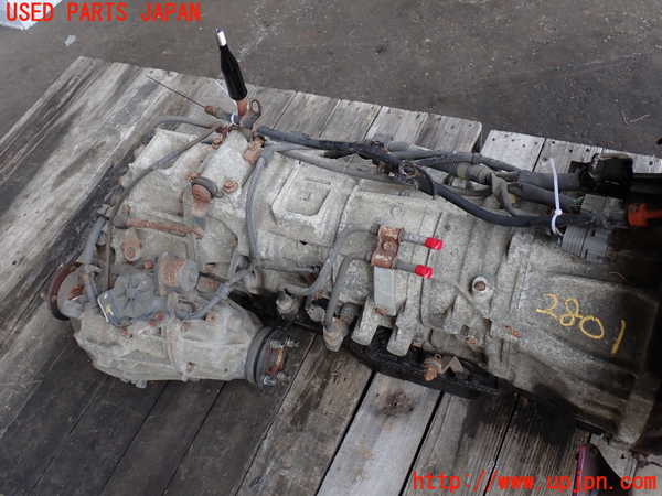2UPJ-28013010]ランクル100系(UZJ100W)ミッション AT 2UZ-FE 4WD 中古_m0003.jpg