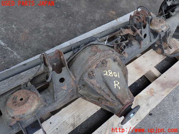 5UPJ-28014400]ランクル100系(UZJ100W)リアデフホーシング 【ジャンク品】 中古_m0002.jpg