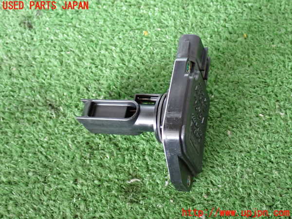 5UPJ-28016320]ランクル100系(UZJ100W)エアフロメーター 中古_m0001.jpg
