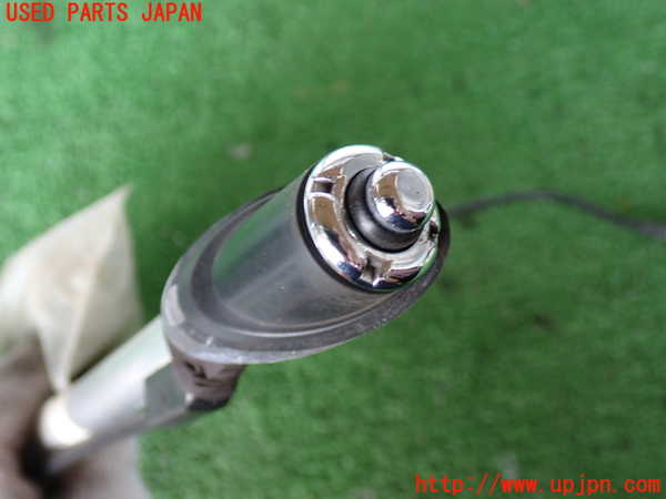 2UPJ-28016645]ランクル100系(UZJ100W)アンテナ 中古_m0002.jpg