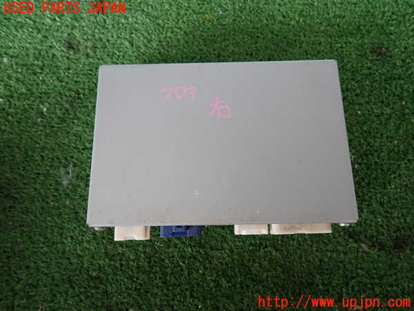 2UPJ-28016660]ランクル100系(UZJ100W)TVチューナー 中古_m0003.jpg