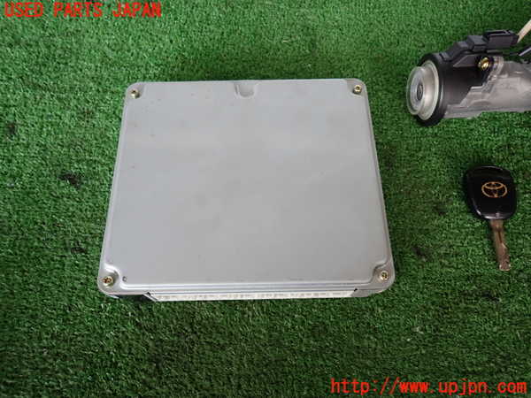 2UPJ-28016110]ランクル100系(UZJ100W)エンジンコンピューター 中古_m0004.jpg