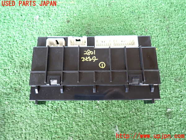2UPJ-28016146]ランクル100系(UZJ100W)コンピューター1 中古_m0001.jpg
